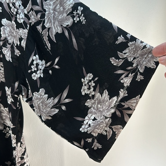 Spiritual Gangster Floral Kimono, OS - Picture 3 of 9